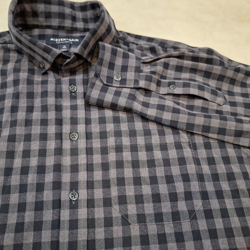 Mizzen+Main Button Down XL Grey Black Lt Weight Flannel Gingham Trim Fit Shirt